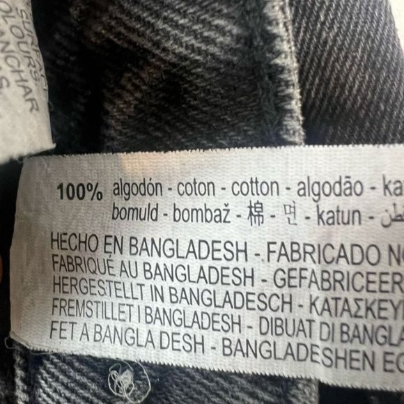 Zara Black Faded Distressed Grunge Denim Jean Shorts Pockets Women’s 2 Cut Off - Picture 5 of 11